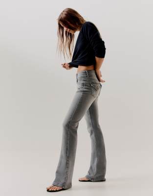 Grey 4