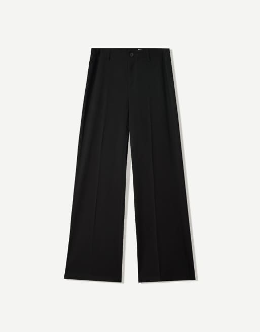 Bershka Petite - Broek met wijde pijpen in zwart, 3 van 4