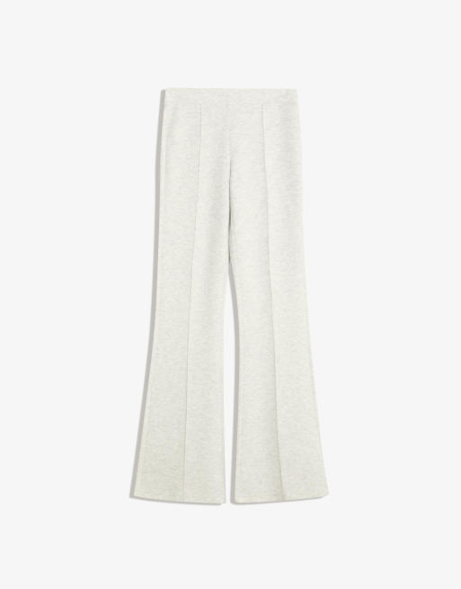 Bershka Petite - Flare-broek van modal in lichtgrijs, 2 van 4