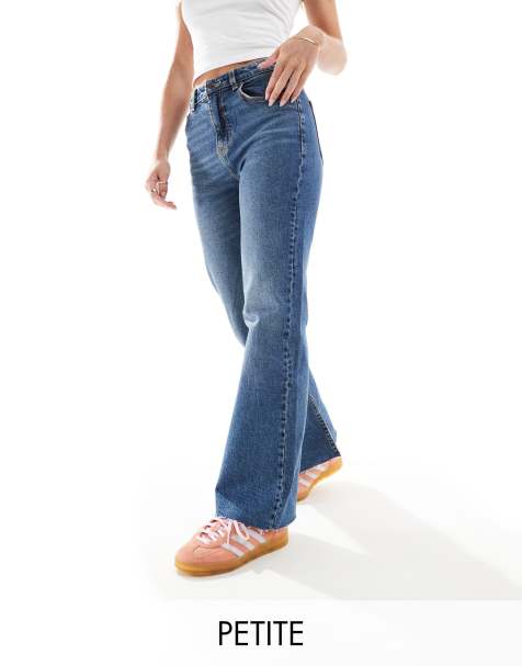 Bershka Petite - Flares met split in de zoom in middenblauw - view 1