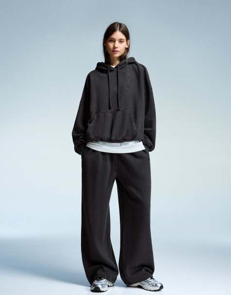Bershka Petite – Flauschige Jogginghose in Grau mit Stoppern - view 1