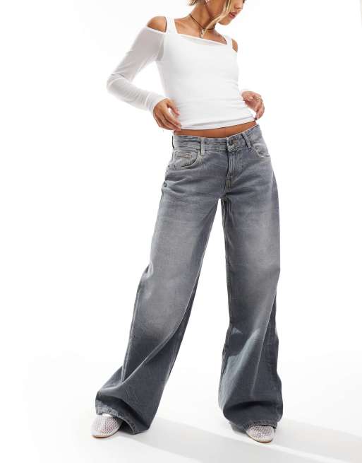 Bershka Petite - Jean baggy ample - Gris délavé effet vieilli