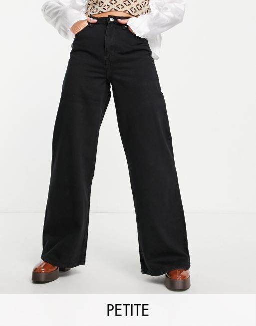 Bershka Petite - Jeans anni '90 con fondo super ampio, colore nero