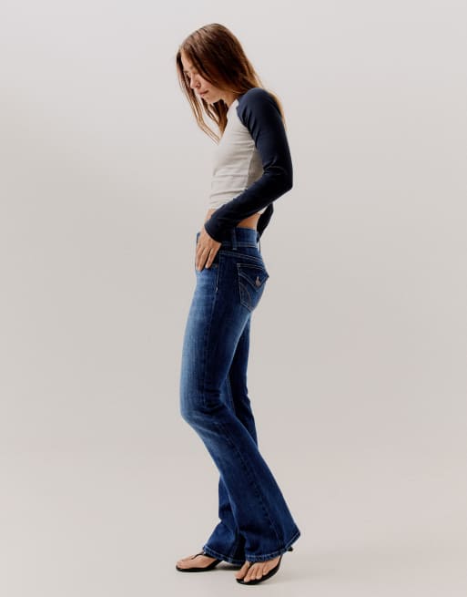 Bershka Petite - Jeans bootcut blu denim, 2 di 5