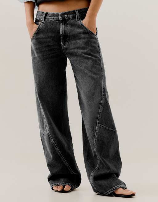 Bershka Petite jeans met lage taille en barrel-pijpen in grijs, 4 van 5