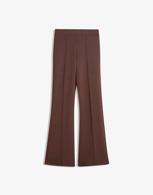 Bershka Petite - Pantalon évasé en modal - Marron, 3 de 4