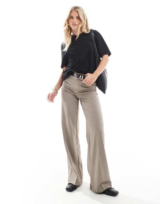 Bershka Petite - Pantaloni sartoriali color tortora