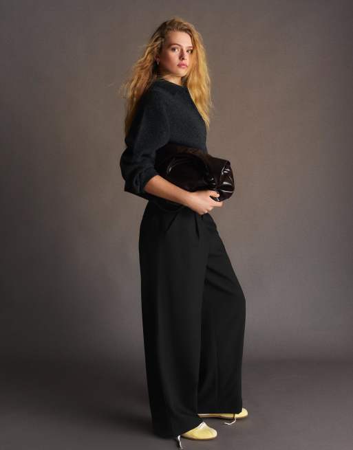 Bershka Petite - Pantaloni voluminosi neri in tessuto doppio, 2 di 4