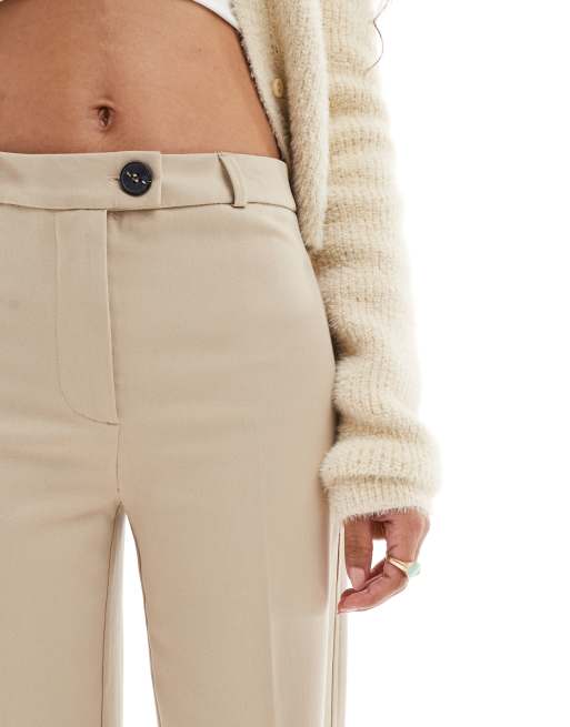 Bershka Petite – Sandfärgade vida byxor i dad-modell, 3 av 5