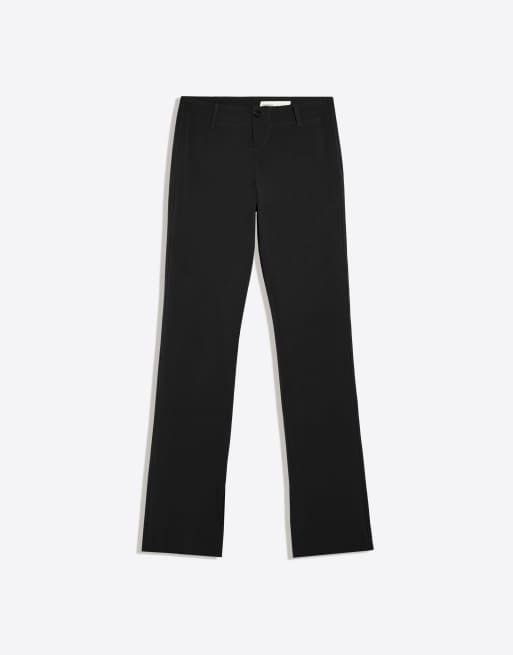 Bershka Petite smala byxor med låg midja i svart, 5 av 5