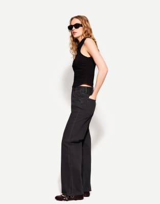 Bershka Petite - Sorte jeans med vide ben i 90'er-stil - view 1