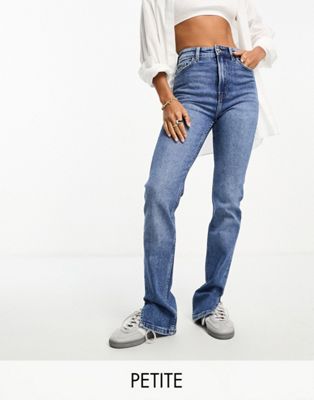 Petite Split Hem Flared Jeans In Mid Blue