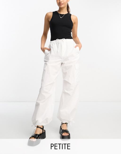 Bershka White Parachute Pants, Women's Fashion, Bottoms, Other Bottoms on  Carousell