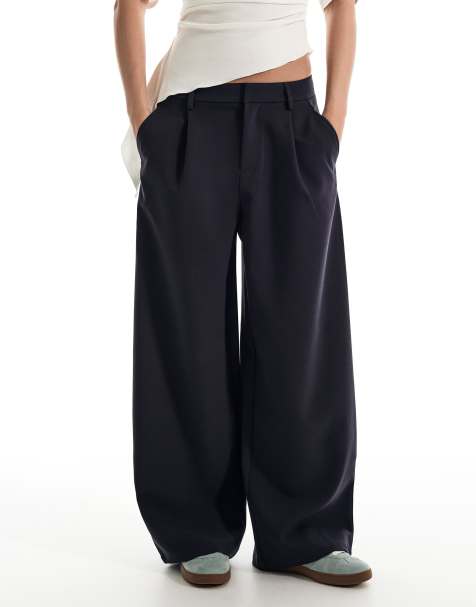 Bershka Petite – Voluminöse Hose aus doppeltem Stoff in Blau - view 1