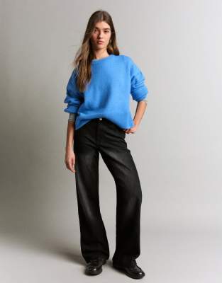 Bershka Petite - Weite Jeans in Schwarz