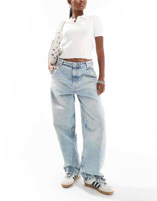 Petite wide leg jeans in mid wash blue