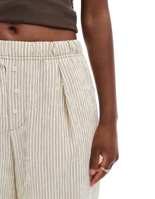 Bershka – Piaskowe spodnie z szerokimi nogawkami z kory w paski, 2 z 5