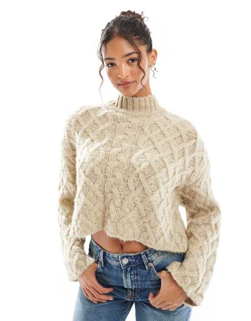 Bershka – Piaskowy gruby sweter z golfem