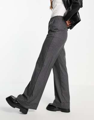 grey trousers with stripe