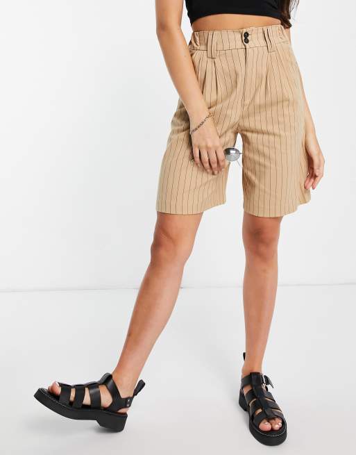 Bershka pinstripe tailored city shorts co-ord in beige, 4 of 4