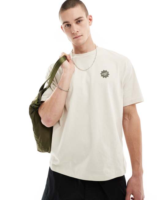 Bershka plants back graphic t-shirt in beige, 2 of 4
