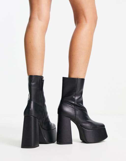 Bershka cheap heeled boots