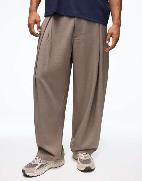 Bershka Pleated baggy trousers in beige - view 1