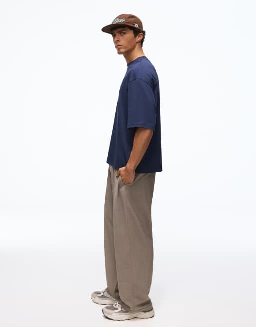 Bershka Pleated baggy trousers in beige, 3 of 5