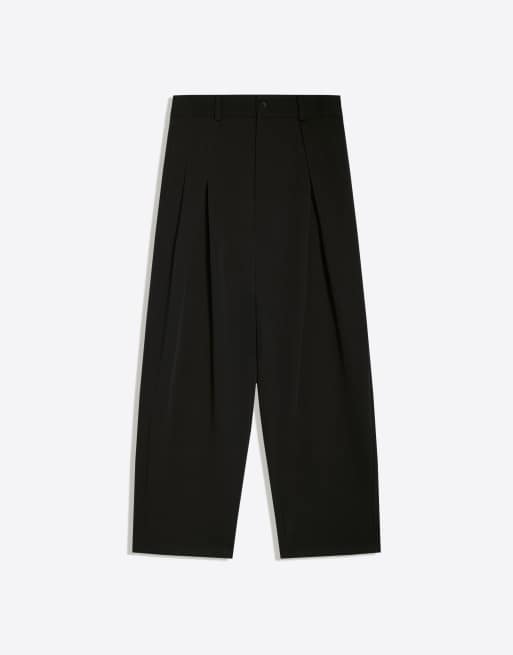 Bershka Pleated baggy trousers in black, 5 of 5