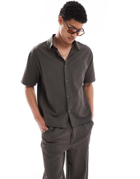 Bershka - Plissé overhemd in antracietgrijs, deel van co-ord set - view 1