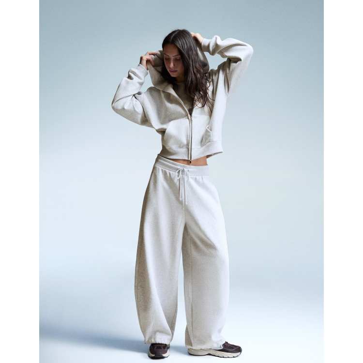 209504928-1-lightgrey?$n_750w$