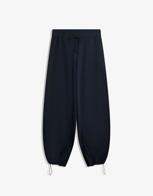 Bershka Plush barrel trousers with stoppers in navy, 3 of 4