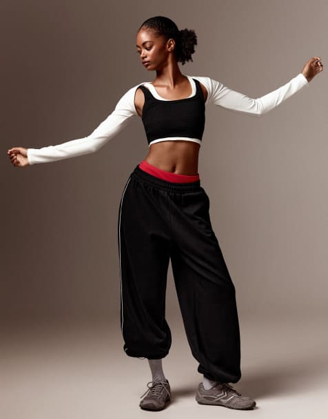 Bershka Plush jogger trousers in black - view 1