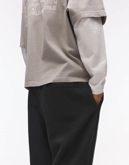 Bershka Plush joggers in black, 3 of 4