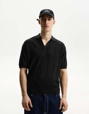 Bershka - Polo a maniche corte nera testurizzata - view 1
