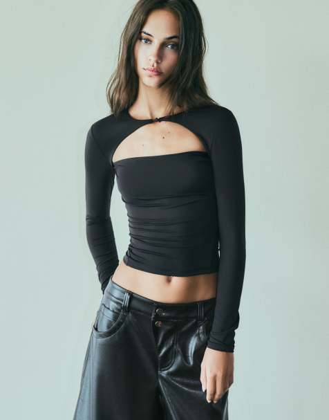 Bershka Polyamid-T-Shirt mit Cut-outs in Schwarz - view 1
