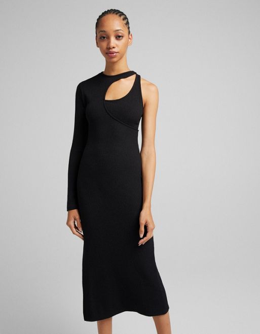 Bershka – Prążkowana asymetryczna sukienka midi w kolorze czarnym | ASOS