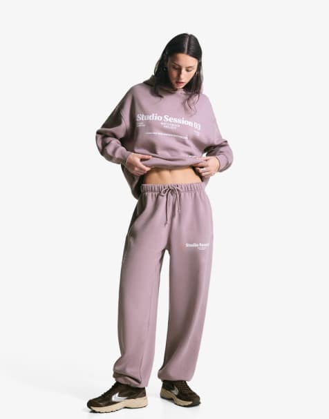 Bershka Printed joggers in purple - view 1
