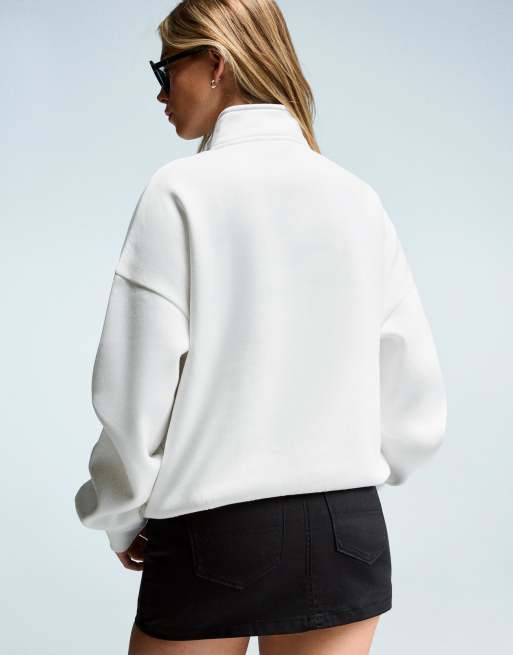 バ※※ Bershka Printed quarter-zip sweatshirt in white | ASOS