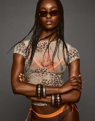 Bershka printed short sleeve tulle t-shirt in camel-Neutral