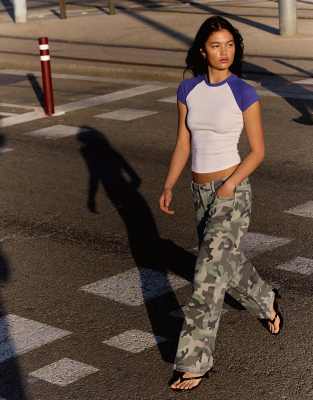 Bershka Printed straight-leg trousers in khaki