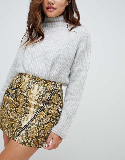 Schlangenmuster rock