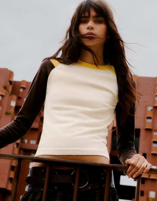 Bershka pull col rond à manches raglan marron, 2 de 5