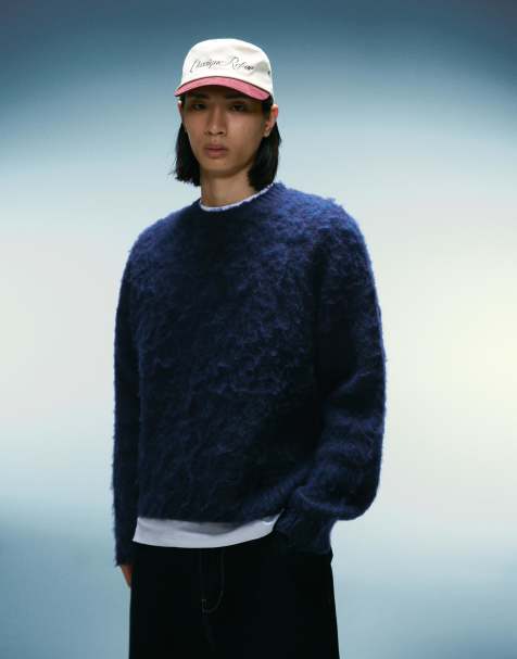 Bershka - Pull coupe carrée en fausse fourrure - Bleu - view 1