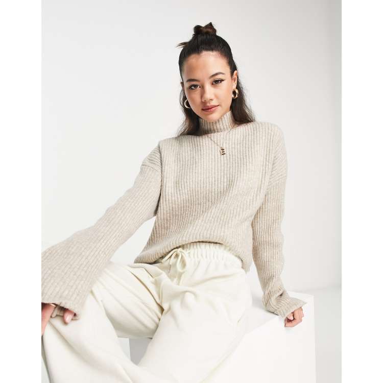 Bershka Pull en maille col roul Sable ASOS