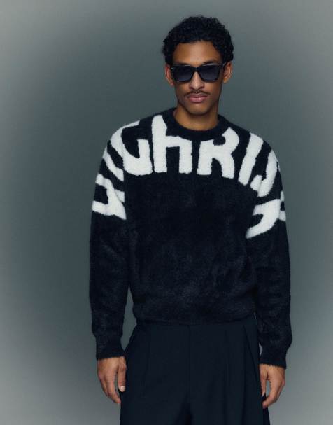 Bershka - Pull imprimé en fausse fourrure - Noir - view 1