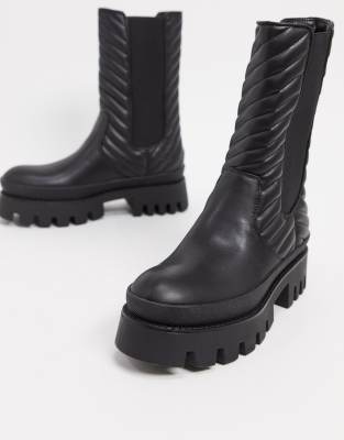 black pull on ankle boots