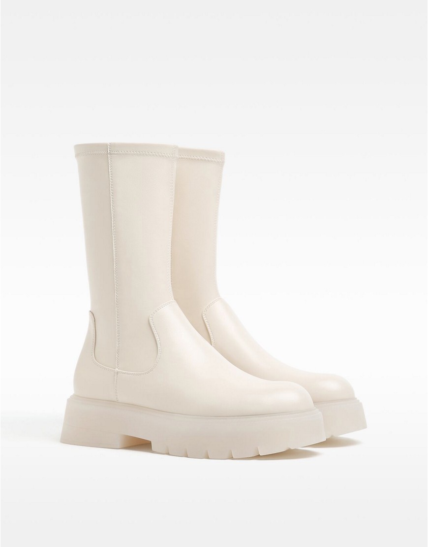 Bershka pull on chelsea boots in beige with clear sole-Neutral