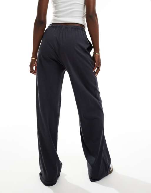 Bershka pull on wide leg sweatpants in dark gray | ASOS