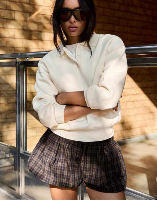 Bershka pull oversize à col polo écru, 4 de 5